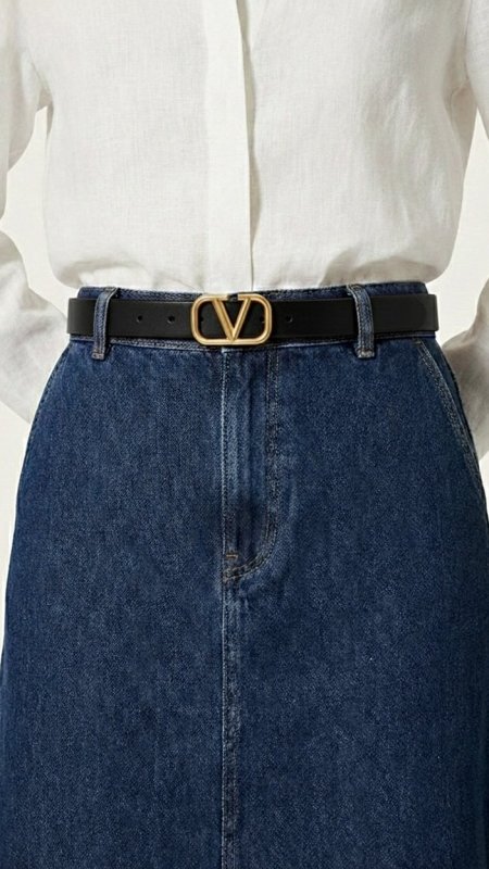 قشاط - Valentino / مقاس صغير